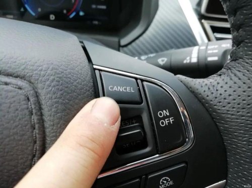 2016宝马x1有没有定速巡航? 2016宝马x1有没有定速巡航?