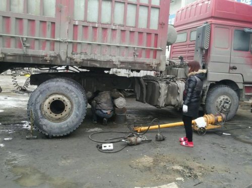 高速流动补胎怎么联系？