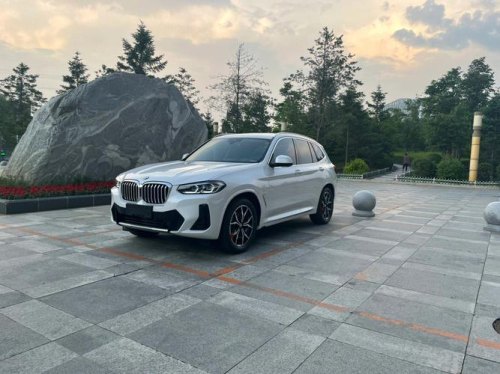 2022款宝马x425i落地价？