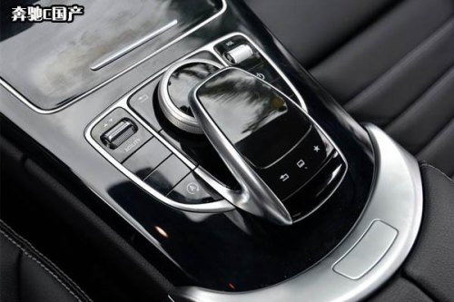 奔驰c200国产和进口怎么分辨？