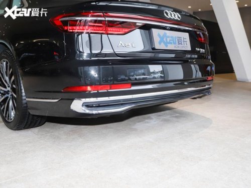 奥迪a8l2023款55tfsi豪华版落地价？