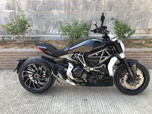 杜卡迪大魔鬼和哈雷威路德哪个好？