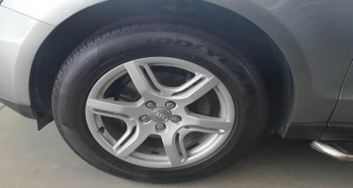 奥迪Q5轮胎尺寸是多少？