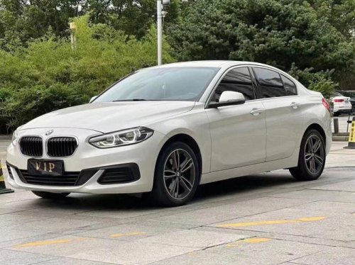 宝马1系是什么车型？