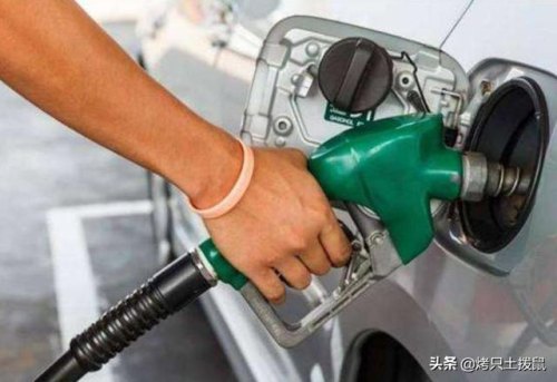 桑塔纳的油箱可以装多少升油？
