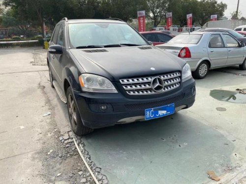 07年奔驰ML350值几个钱？