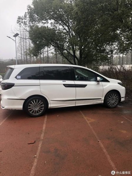 艾力绅丐版落地价多少？