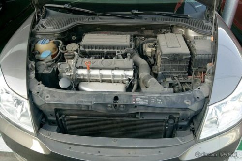 斯柯达明锐水箱如何拆装下来 斯柯达明锐水箱如何拆装下来