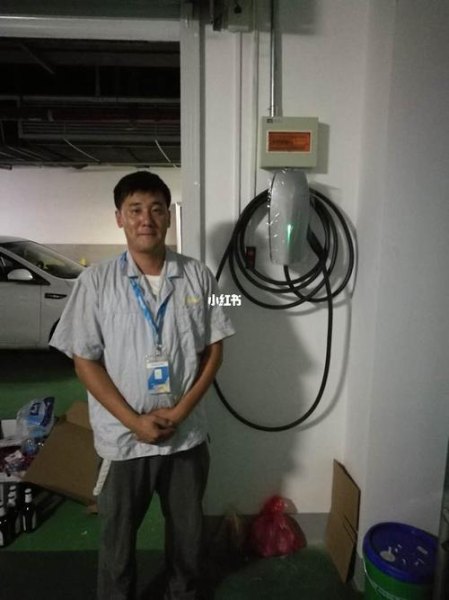 特斯拉家用充电桩8000含安装费吗？