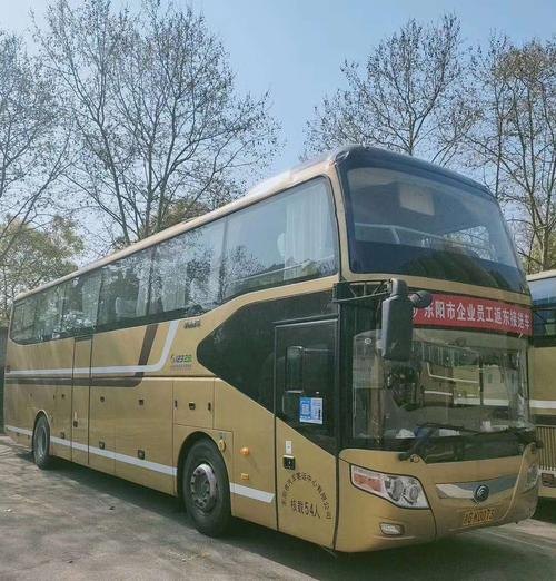 58座大客车有多长？