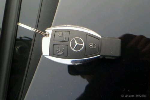 奔驰e钥匙隐藏功能？