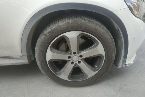 奔驰GLC 260豪华 灰色 2017款二手多少钱? 奔驰GLC 260豪华 灰色 2017款二手多少钱?