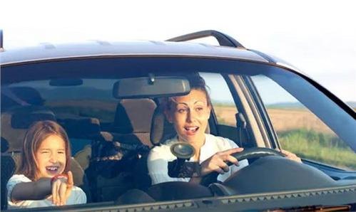 坐车看风景会晕车吗？