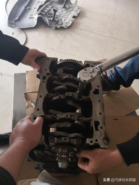 三代ea888连杆小瓦怎么安装？