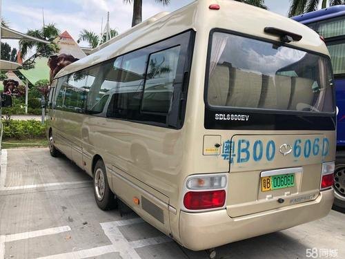 十七座客车上什么牌照