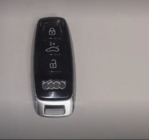 奥迪q5钥匙电池怎么换？