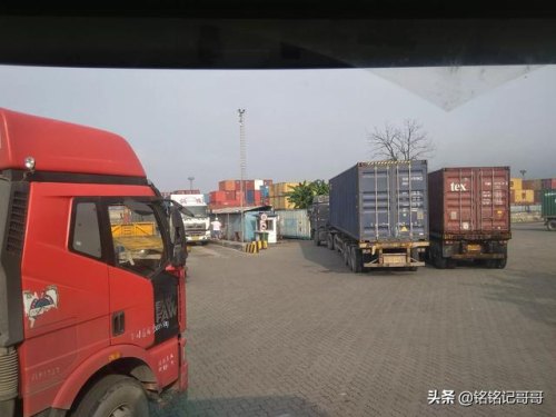 客运站大巴司机工作怎么样?一般年龄和驾龄多少才能从事? 客运站大巴司机工作怎么样?一般年龄和驾龄多少才能从事?