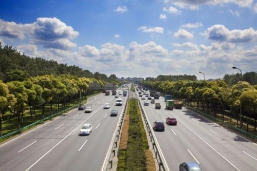 8月6号双号车能上绕城高速吗视频