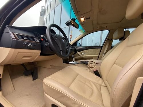 09款宝马5系方向重是什么原因？