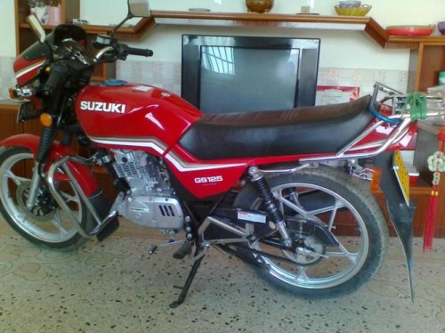 铃木125摩托车，每次开几公里之后就自动熄火了？