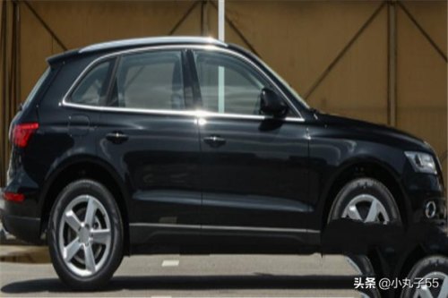 奥迪Q5油箱盖怎么开,油箱盖开关在哪里? 奥迪Q5油箱盖怎么开,油箱盖开关在哪里?