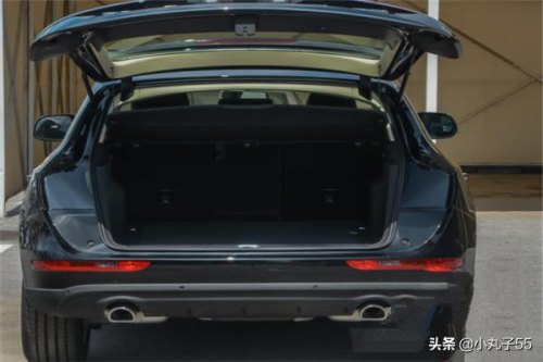 奥迪Q5油箱盖怎么开,油箱盖开关在哪里? 奥迪Q5油箱盖怎么开,油箱盖开关在哪里?