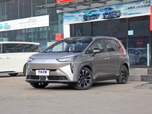 广汽埃安白色好看还是银色好看？