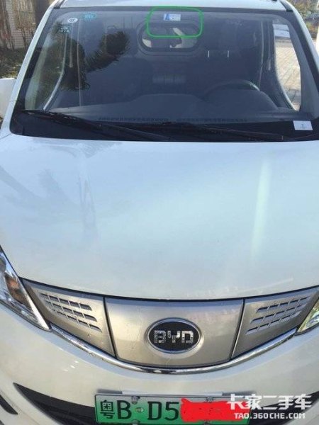 比亚迪t3 比亚迪v3 哪个好？