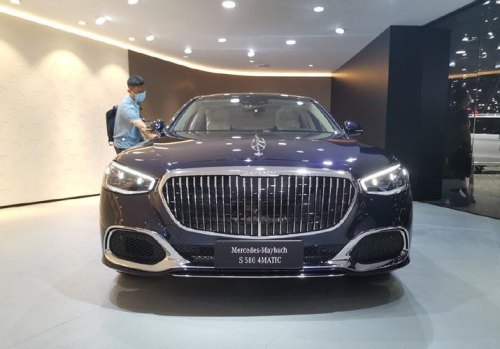 2022迈巴赫s63落地多少？