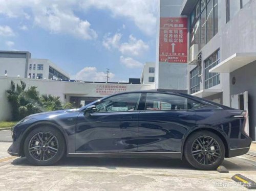 深蓝sl03值得买吗？