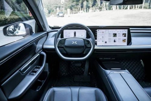 小鹏p7i白色内饰耐脏吗？