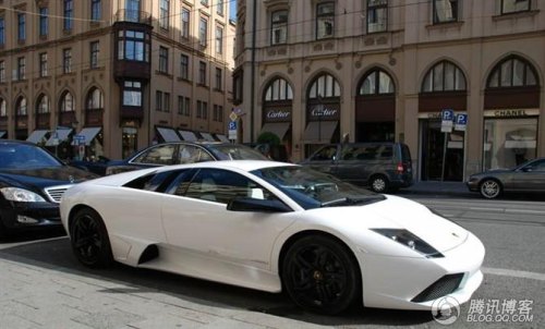 兰博基尼LP640范思哲版,全球限量多少?他们合作过几次? 兰博基尼LP640范思哲版,全球限量多少?他们合作过几次?