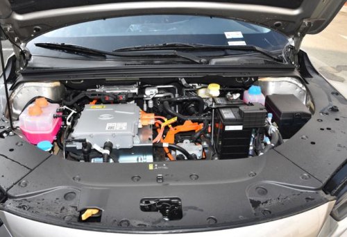 秦plusev跟埃安s580哪个电池好？