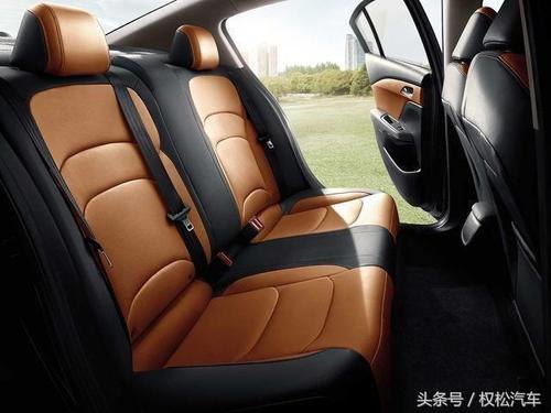 落地10万左右汽车，哪款油耗低，隔音好，自动挡的？