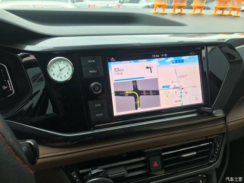 途岳怎么把高德地图投到中控上？