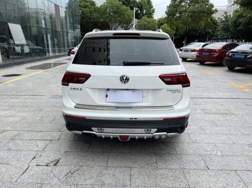 途观12万元的车是自动挡吗