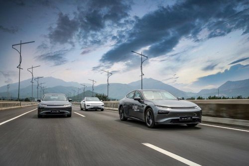 小鹏和蔚来自动驾驶哪个好？