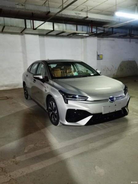 20款广汽埃安炫580网约车版多少万落地？