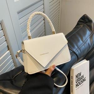 ly标志的包是什么牌子? ly标志的包是什么牌子?