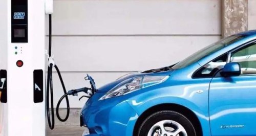 女性买纯油车还是混动车好? 女性买纯油车还是混动车好?