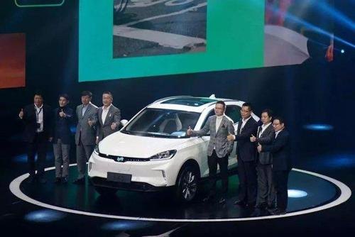 从汽车设计的角度,如何评价威马、蔚来的新能源汽车定位和前景? 从汽车设计的角度,如何评价威马、蔚来的新能源汽车定位和前景?