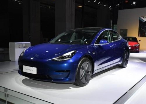 国产特斯拉Model3降到了30万以内，作为年轻人的第一辆车，建议选它吗？