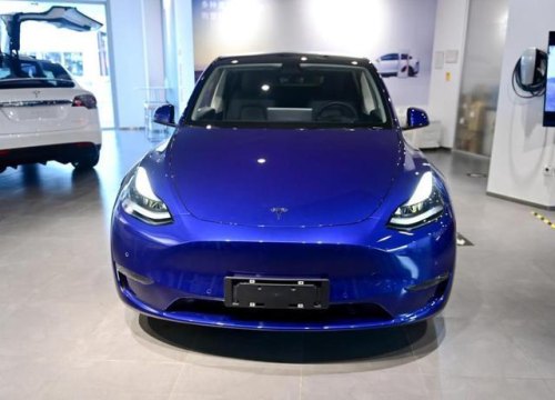 特斯拉为什么卖三十万？