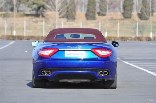 什么跑车标志是一个长条一排字母? 什么跑车标志是一个长条一排字母?