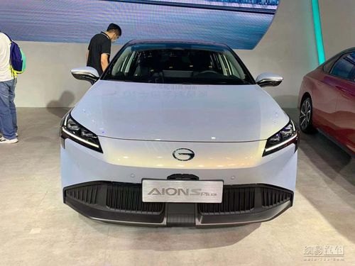 广汽埃安aios和plus的区别？