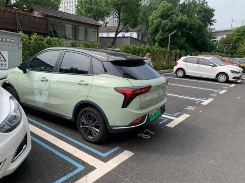 哪吒是什么车？