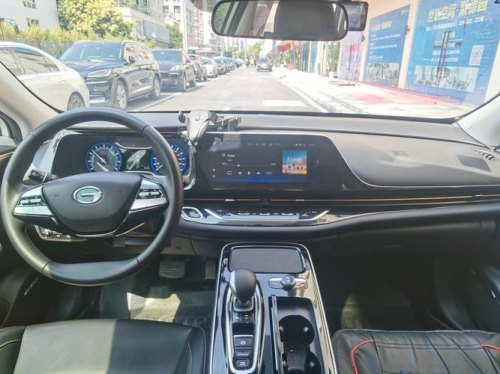 广汽传祺s580和魅580区别？