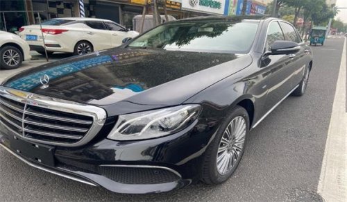 奔驰e300立标和c300立标的区别？