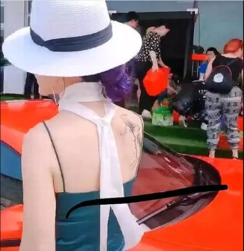 重庆保时捷女郎飙车事件,你怎么看? 重庆保时捷女郎飙车事件,你怎么看?