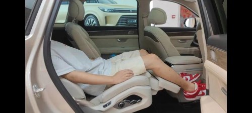 问界m7智驾版有零重力座椅吗？